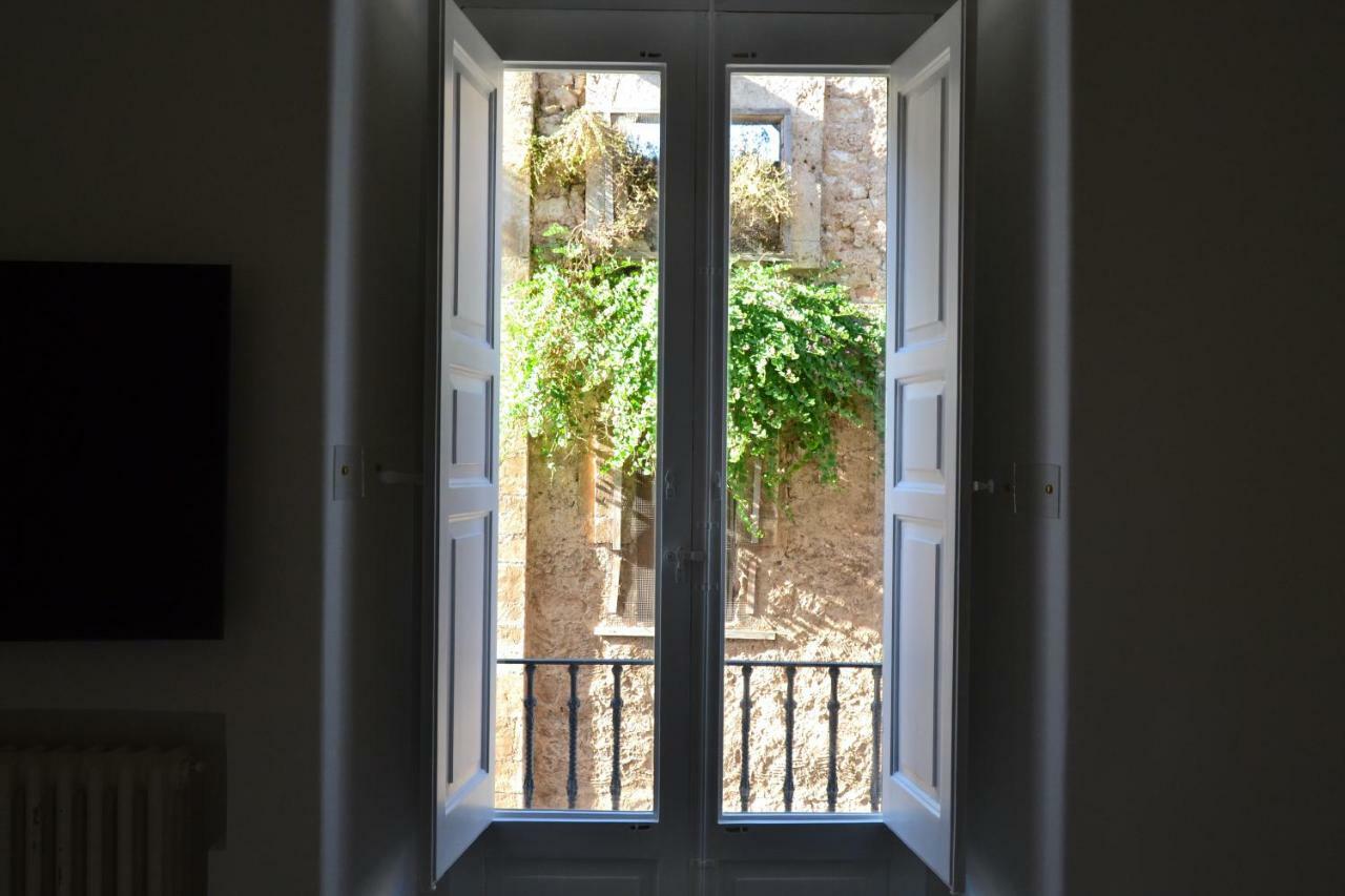 B&B Le Volte Bianche Ostuni Bagian luar foto