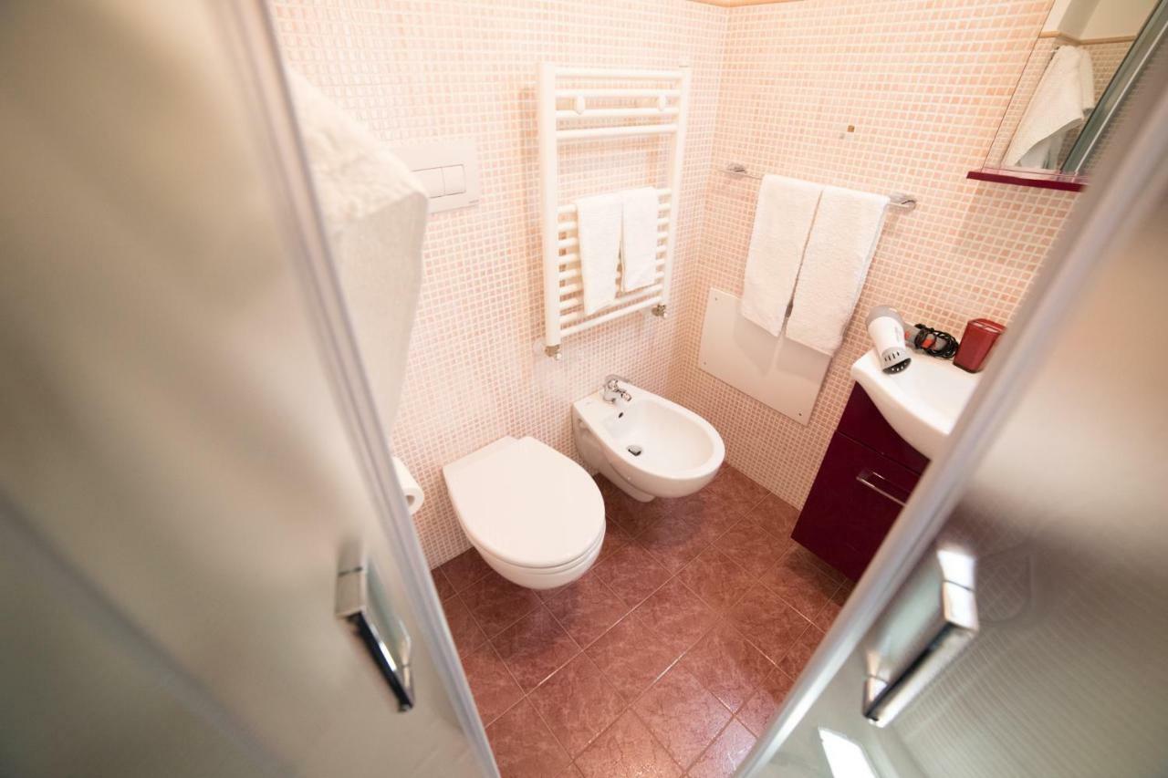 B&B Le Volte Bianche Ostuni Bagian luar foto